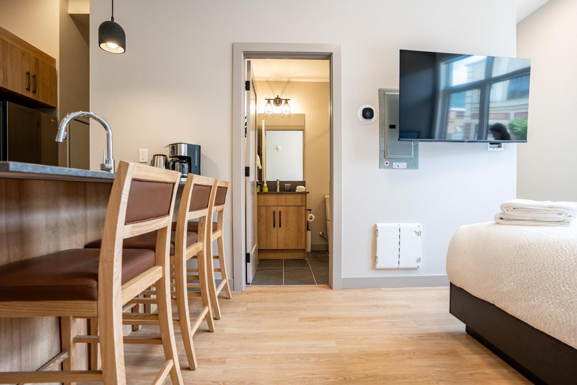Basecamp Suites Revelstoke Camera foto