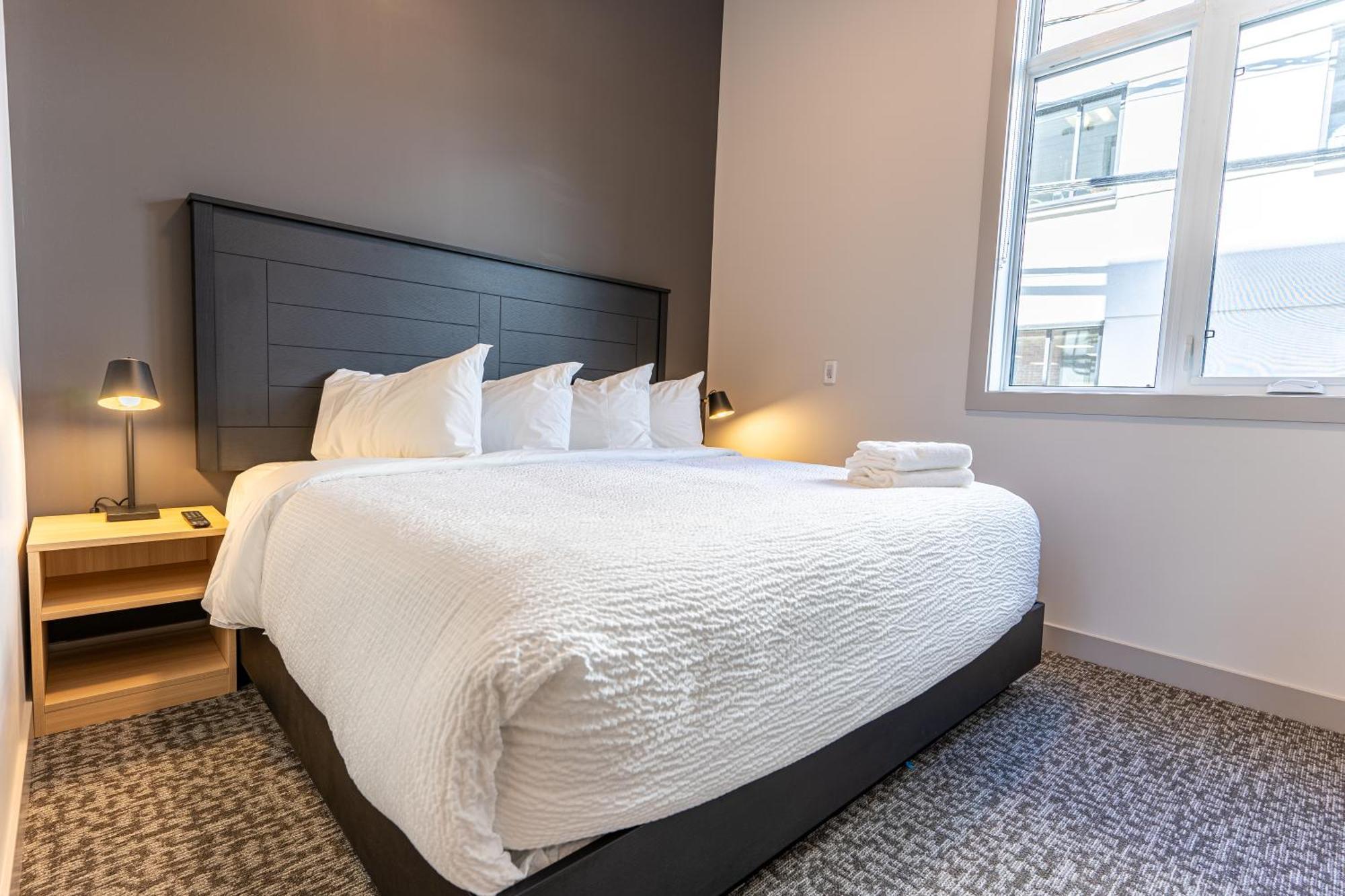 Basecamp Suites Revelstoke Camera foto