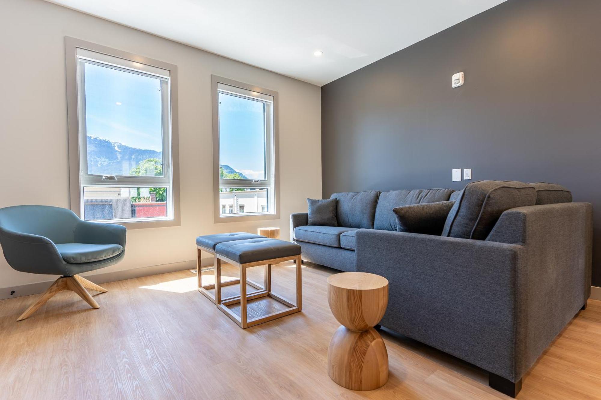 Basecamp Suites Revelstoke Esterno foto